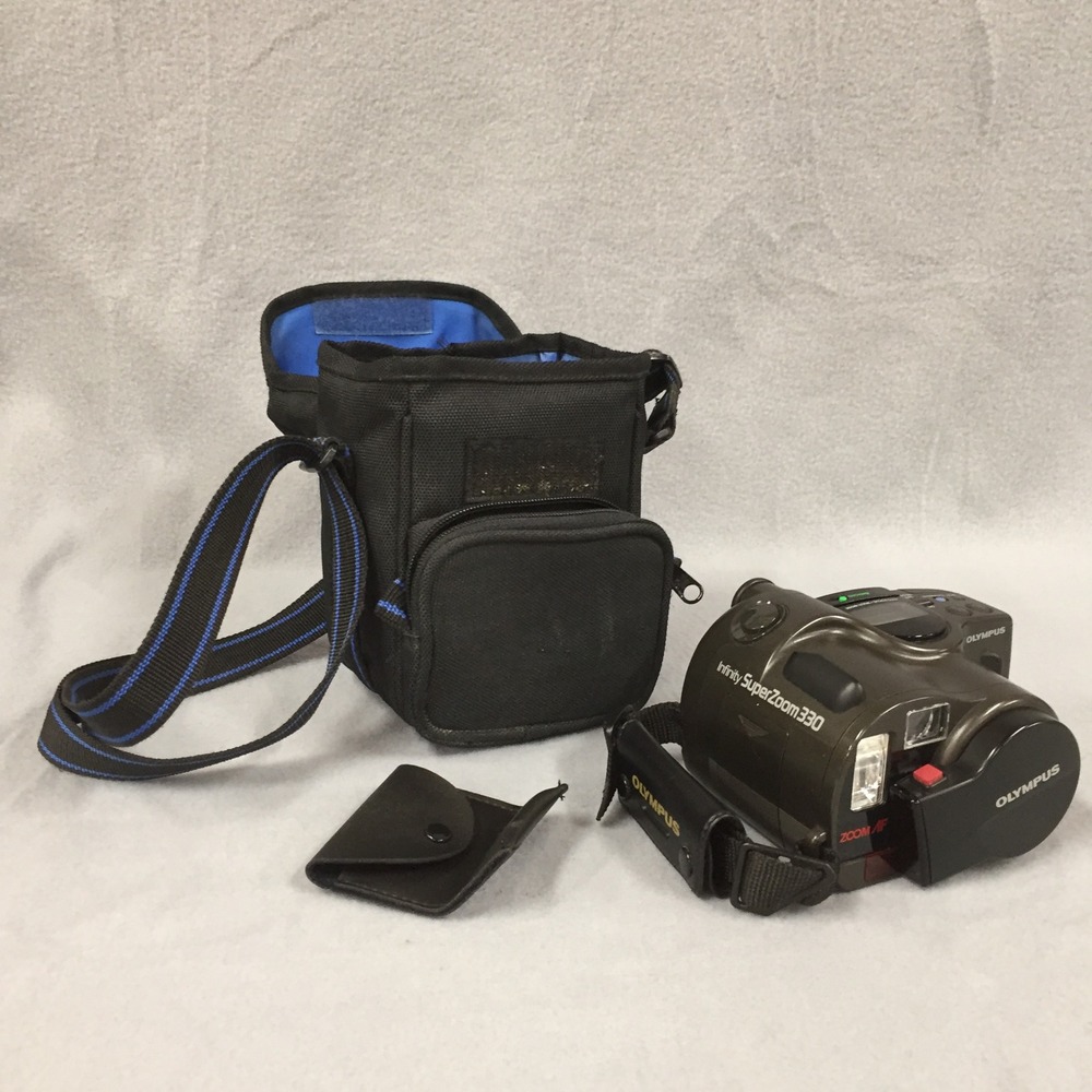 Olympus Infinity SuperZoom 330 35mm Film Camera 38-105mm Lens with Case Japan